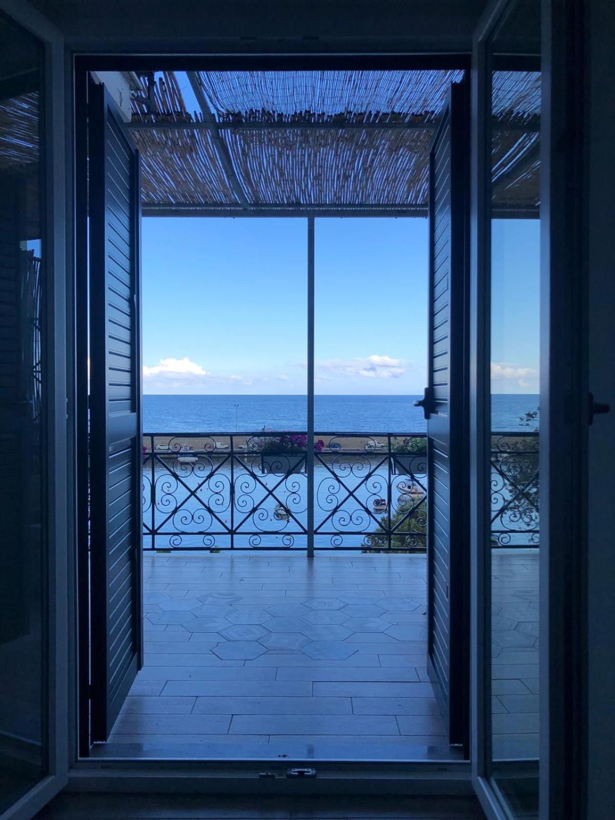 Quasi In Porto Rooms Castellabate Exterior foto